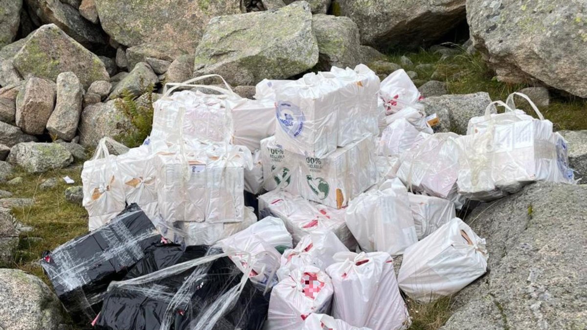 Part del tabac comissat per la policia i la duana.