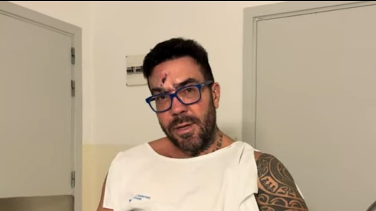 Xavier Caballol fent el vídeo des de l'hospital