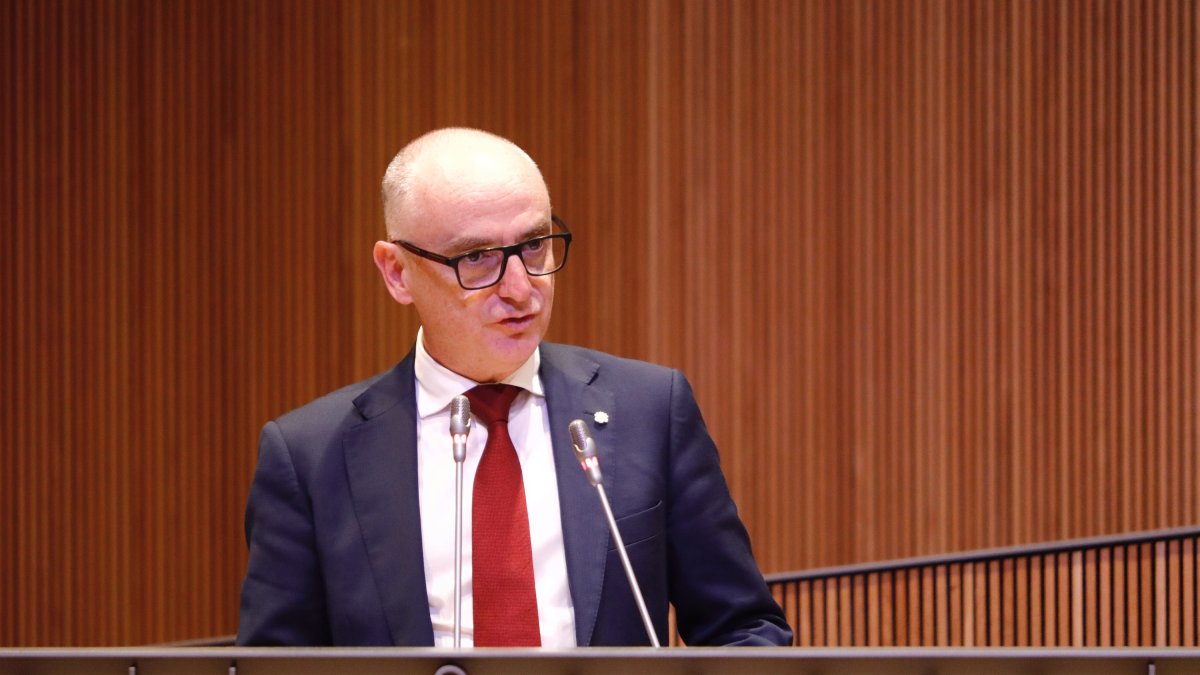 Lladós, titular de Finances.