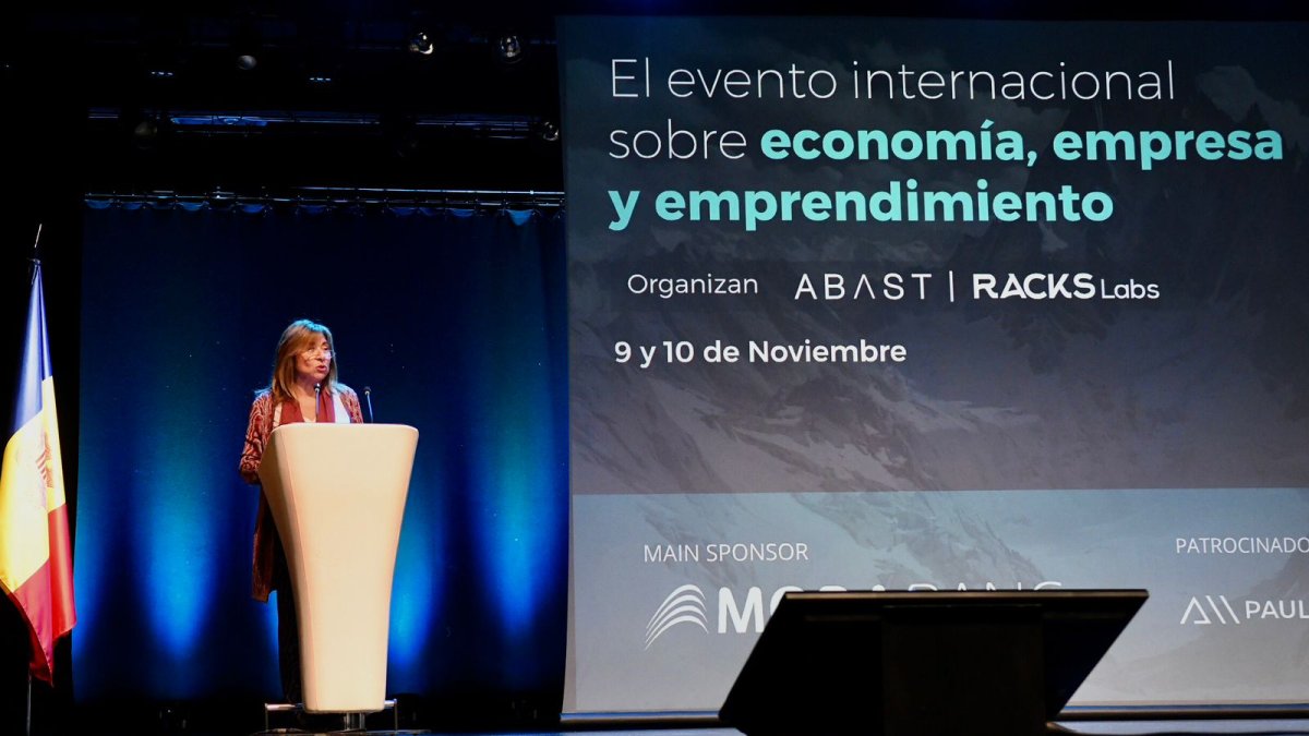 Conxita Marsol durant la seva intervenció a l'Andorra Economic Forum