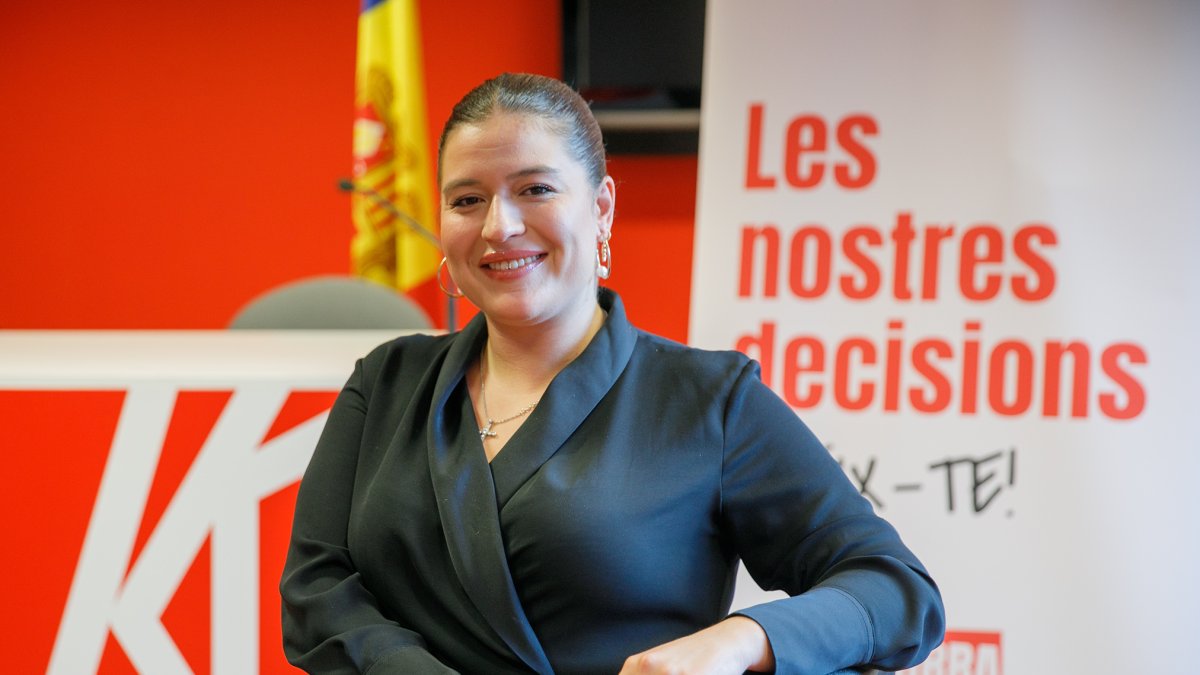 Clàudia Cunill a la seu del PS.