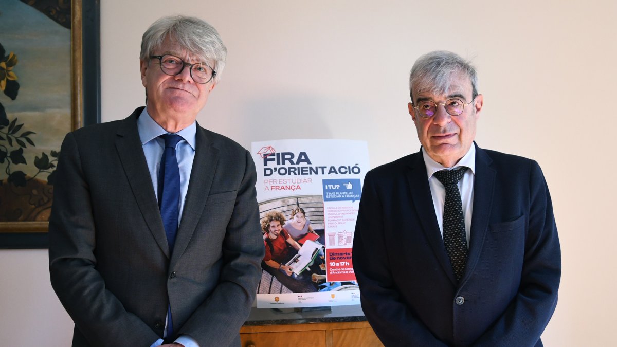 L'ambaixador francès, Jean-Claude Tribolet i el ministre d'Educació, Ladislau Baró, a la presentació de la Fira d'orientació aquest matí