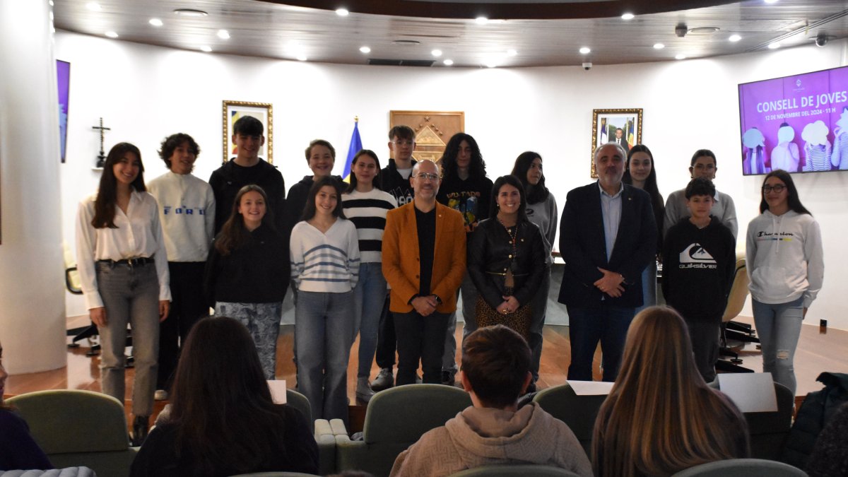 Foto de família de la sessió del Consell de Joves celebrada aquest dimarts.