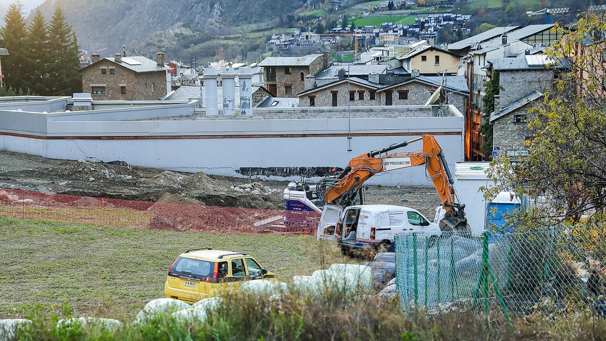 Inici de la construcció.