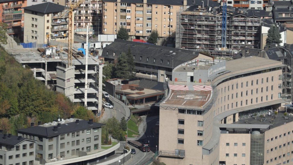 L’aparcament, en procés de construcció.