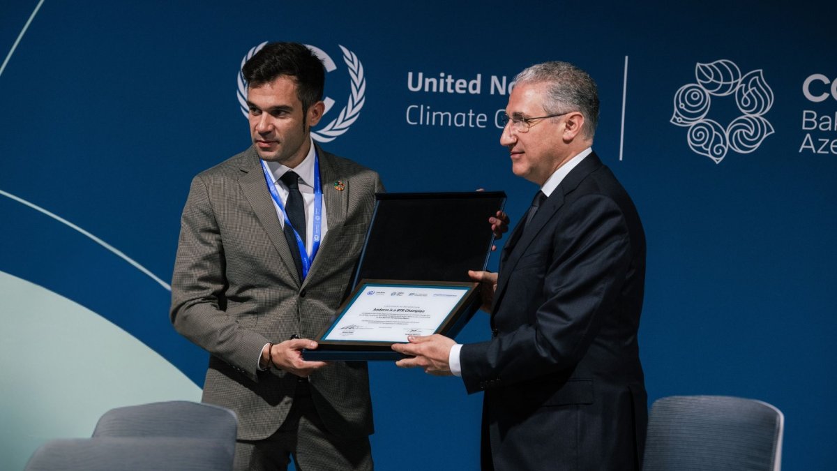 El secretari d'Estat David Forné rep a Bakú el reconeixement de l'ONU