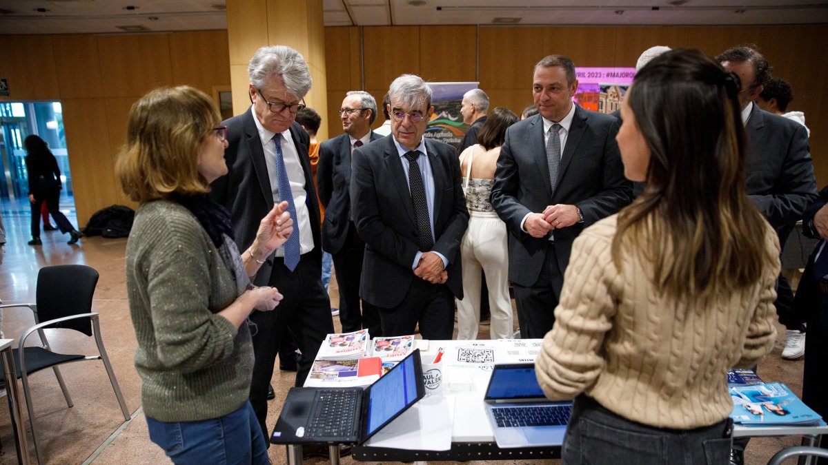 Ladislau Baró destaca la rellevància de l’educació francesa al país