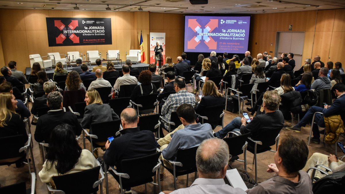 El públic assistent a la jornada de digitalització