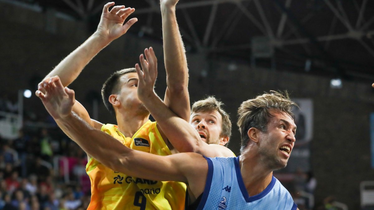 Llovet, durant el partit davant el Gran Canària.