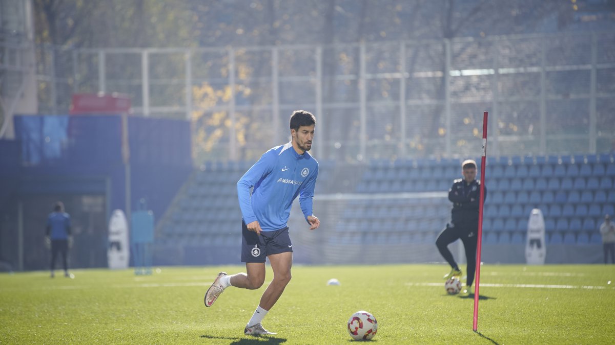 Trigueros, a l’entrenament.