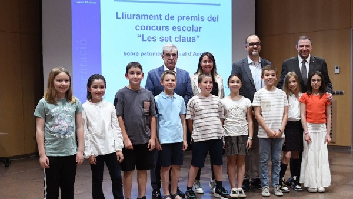 Lliurament de premis d'un concurs escolar