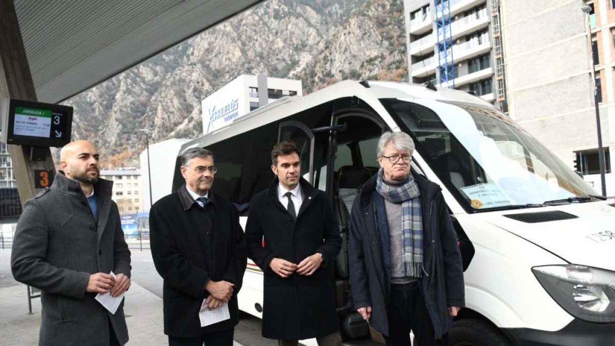 La presentació de la nova línia regular.