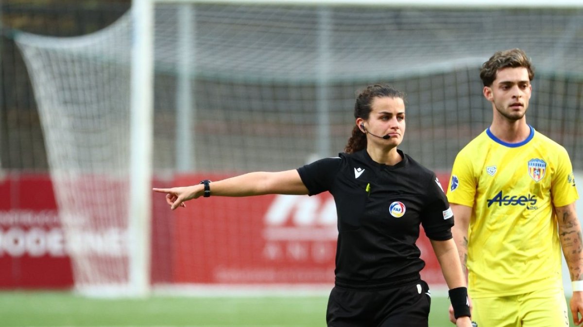 Marta San Juan, reconeguda per la FIFA.