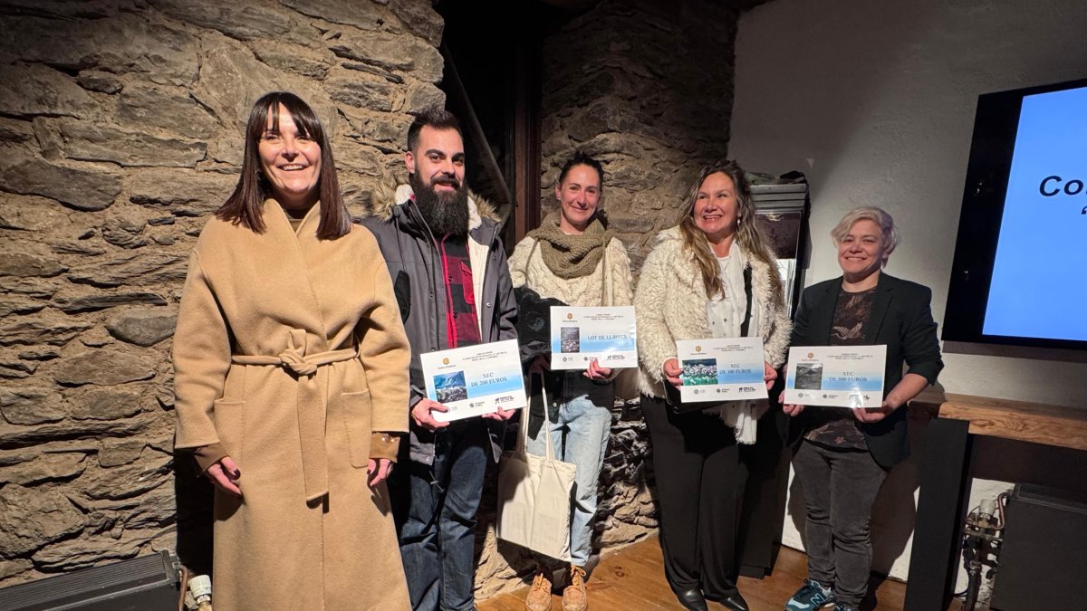 Mònica Bonell a l'entrega de premis del concurs 'L'art de la pedra seca'