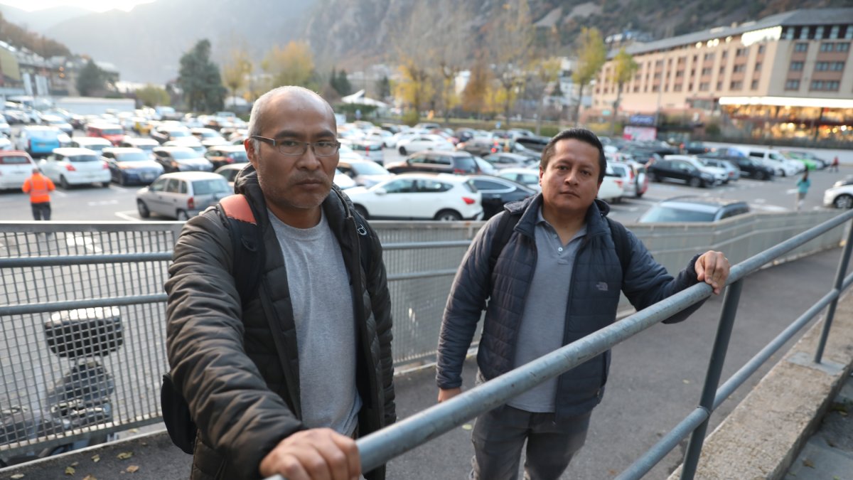 Treballadors de la construcció que van denunciar la seva situació.