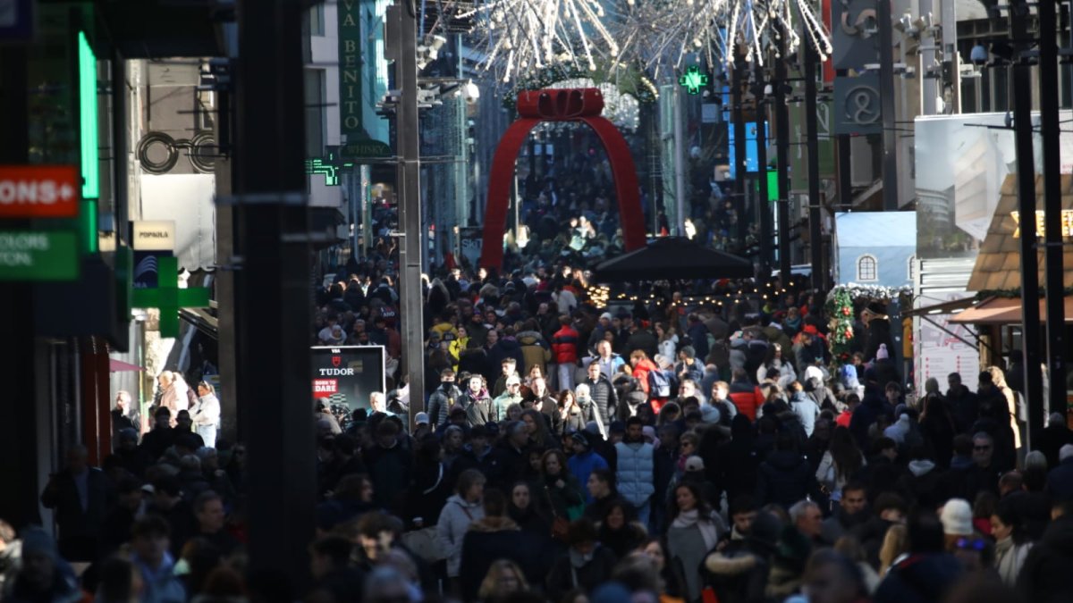 Gran arribada de turistes per passar el cap d'any al Principat