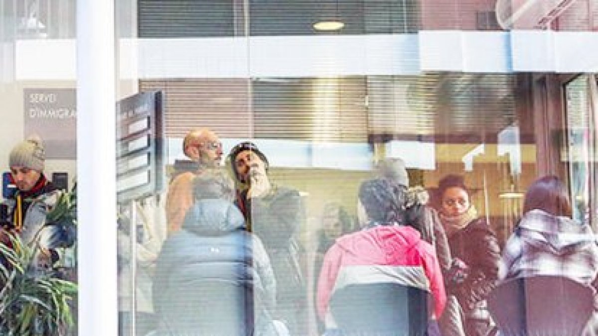 Temporers al Servei d’Immigració.