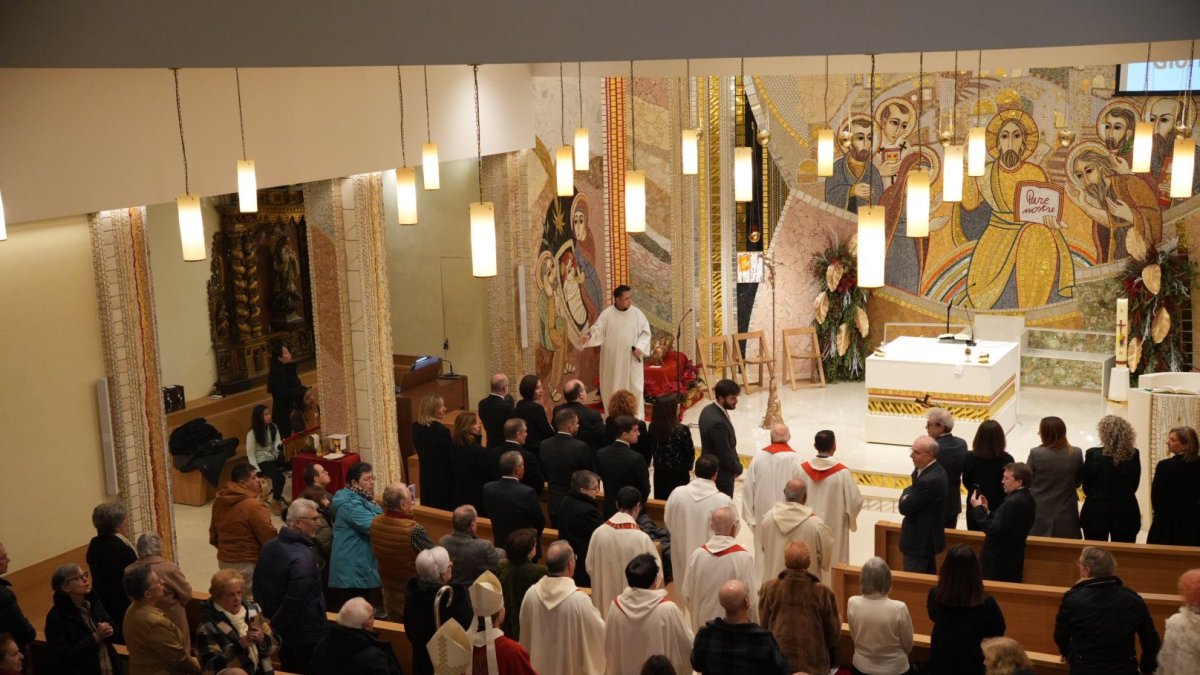 La comitiva de Joan-Enric Vives arriba a la celebració de Sant Julià