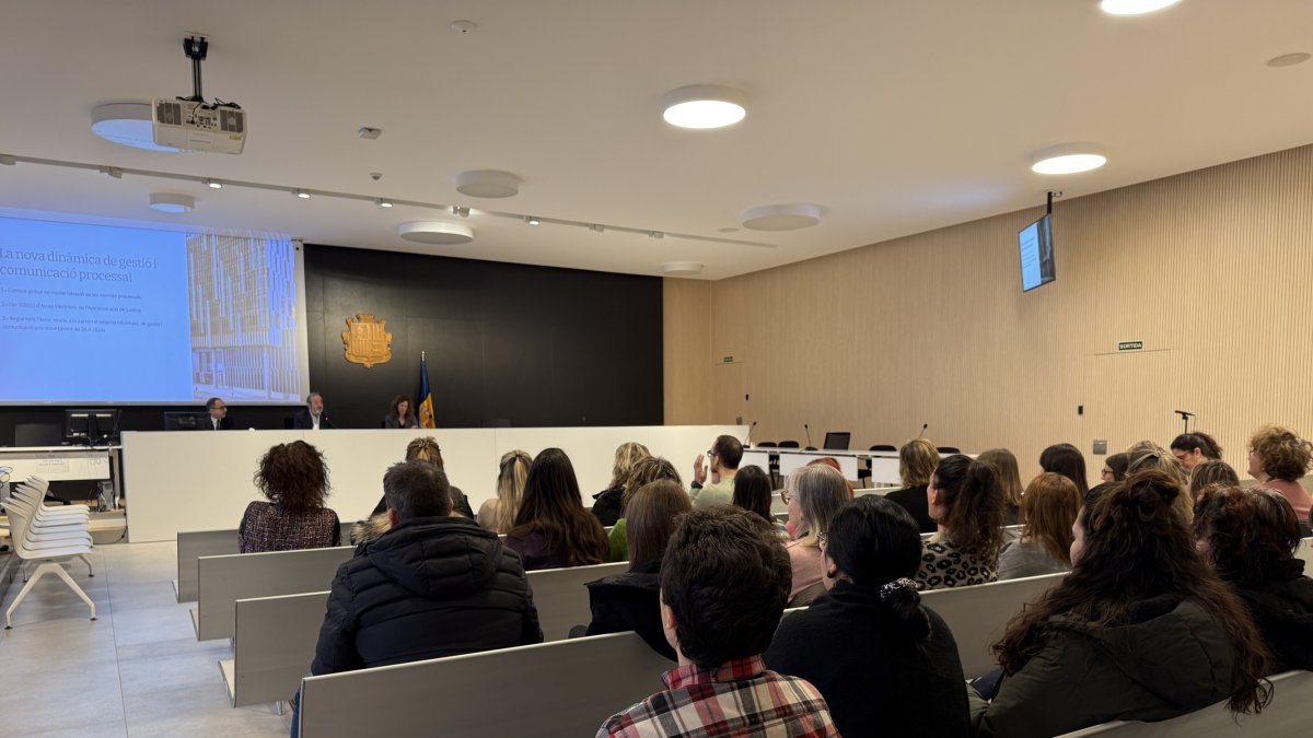 Una de les sessions de formació per al personal de l'administració de la Justícia