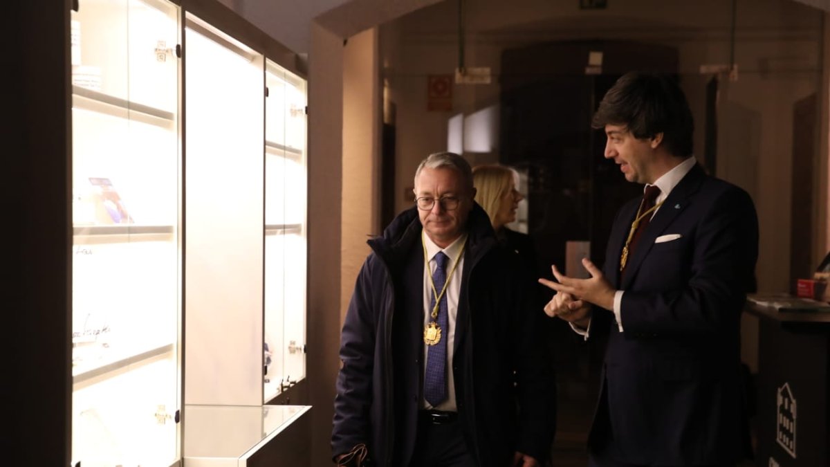 Patrice Faure i Carles Ensenyat durant la trobada