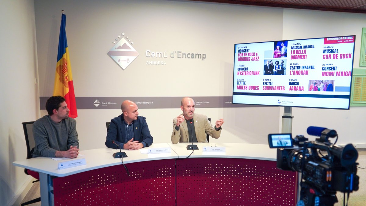 Presentació ahir de la programació cultural d’Encamp.