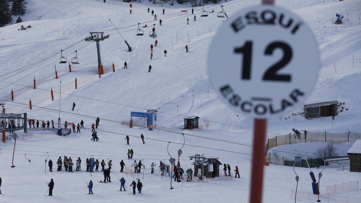 Una jornada d'esquí escolar.