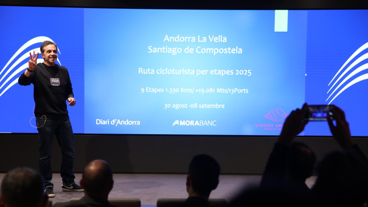 L’impulsor de la iniciativa, ahir a la seu de MoraBanc durant la presentació.