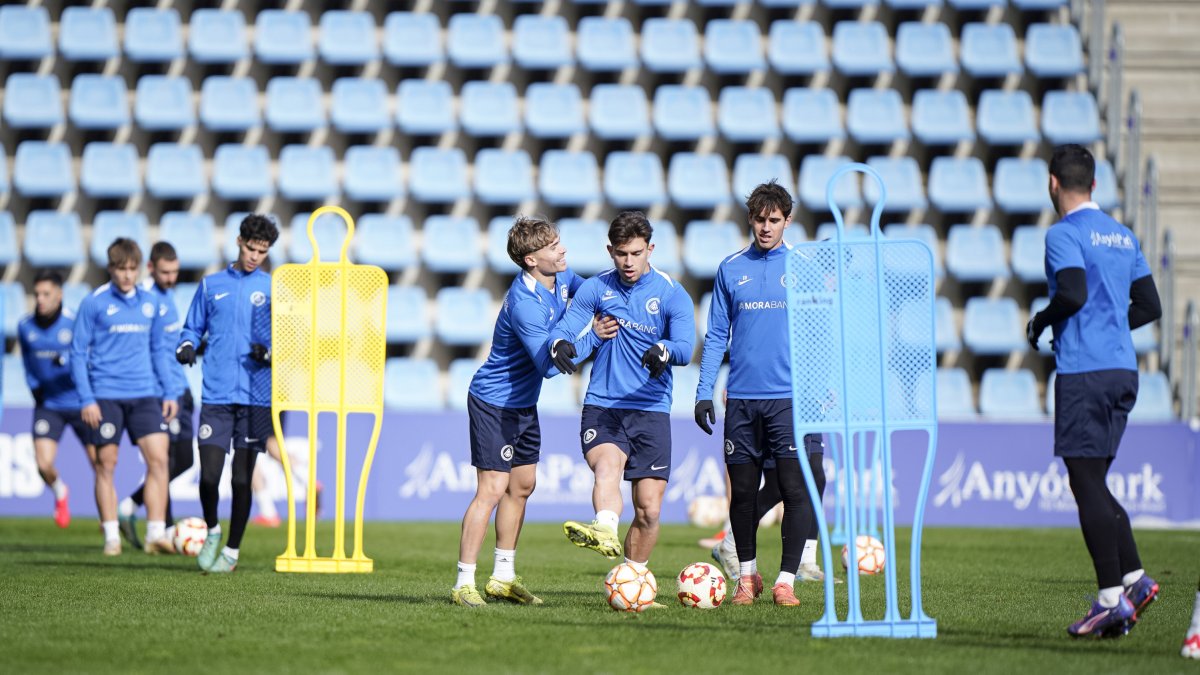L’equip, a l’entrenament d’ahir al Nacional.