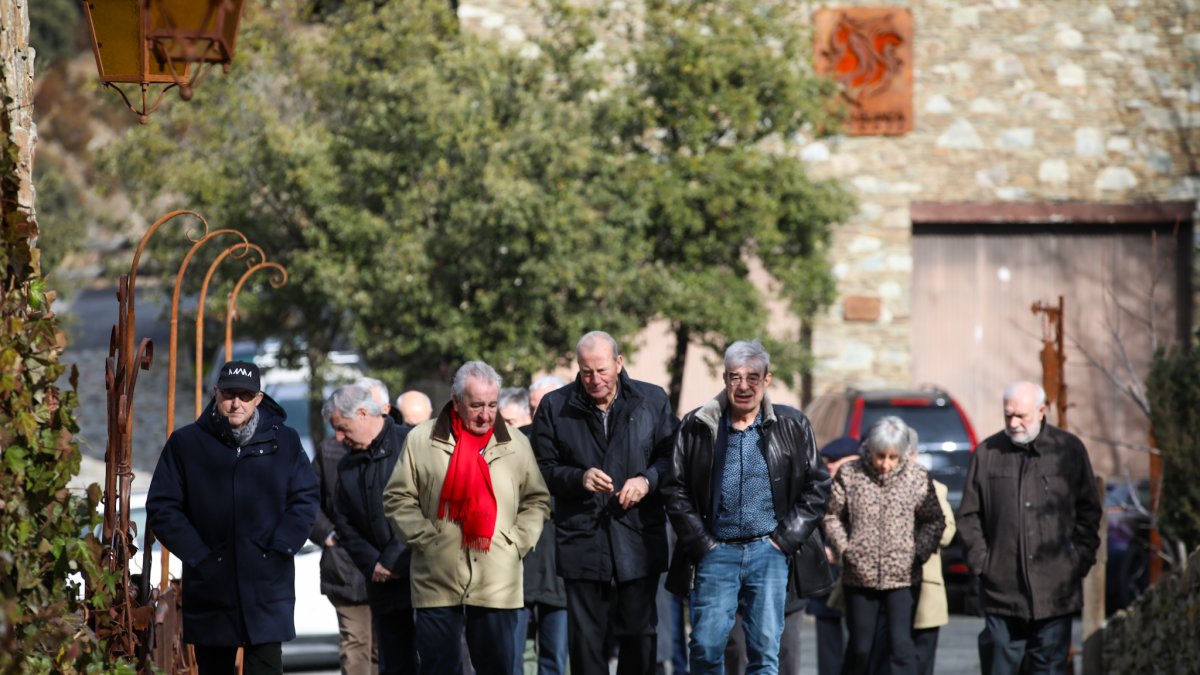 Els membres de la comissió constituent