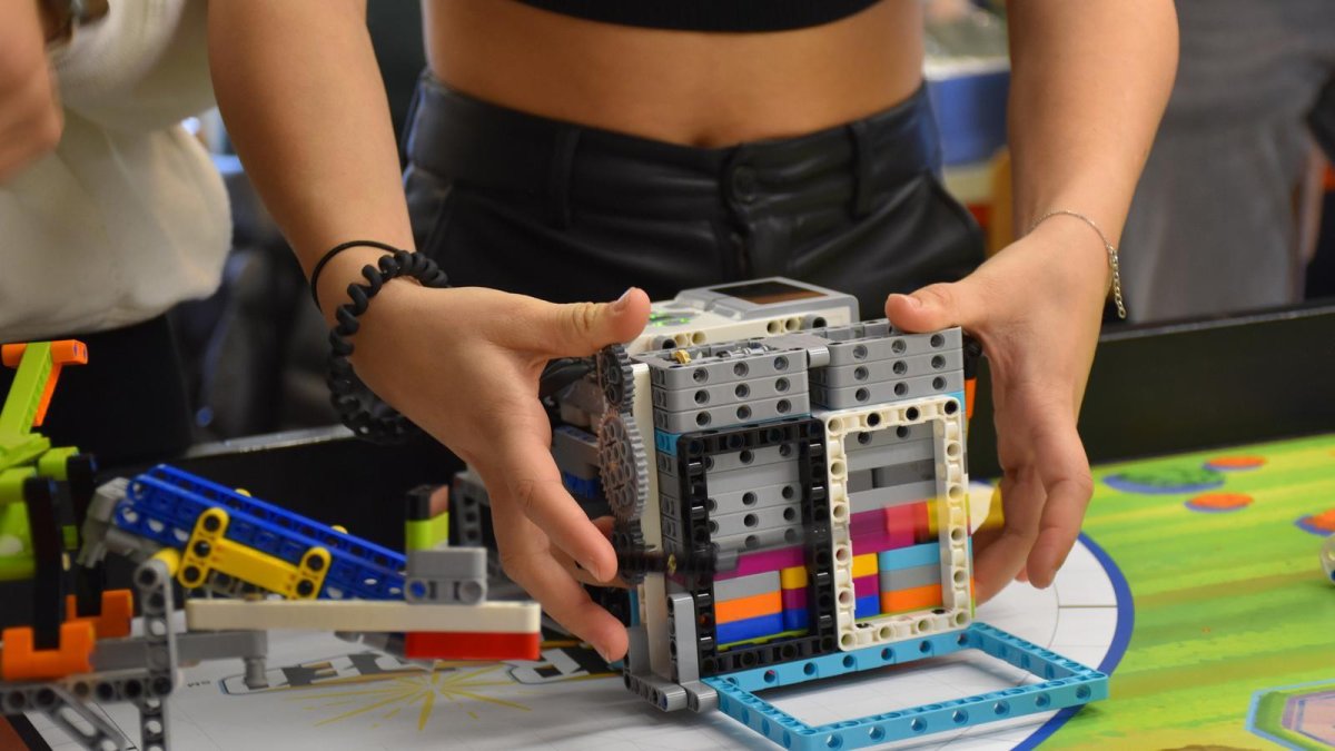 Una edició anterior de la First LEGO League.