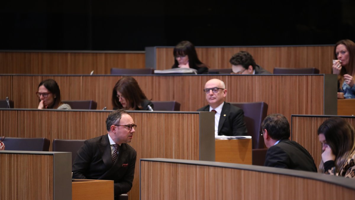 La bancada del Govern i consellers demòcrates al Consell General.