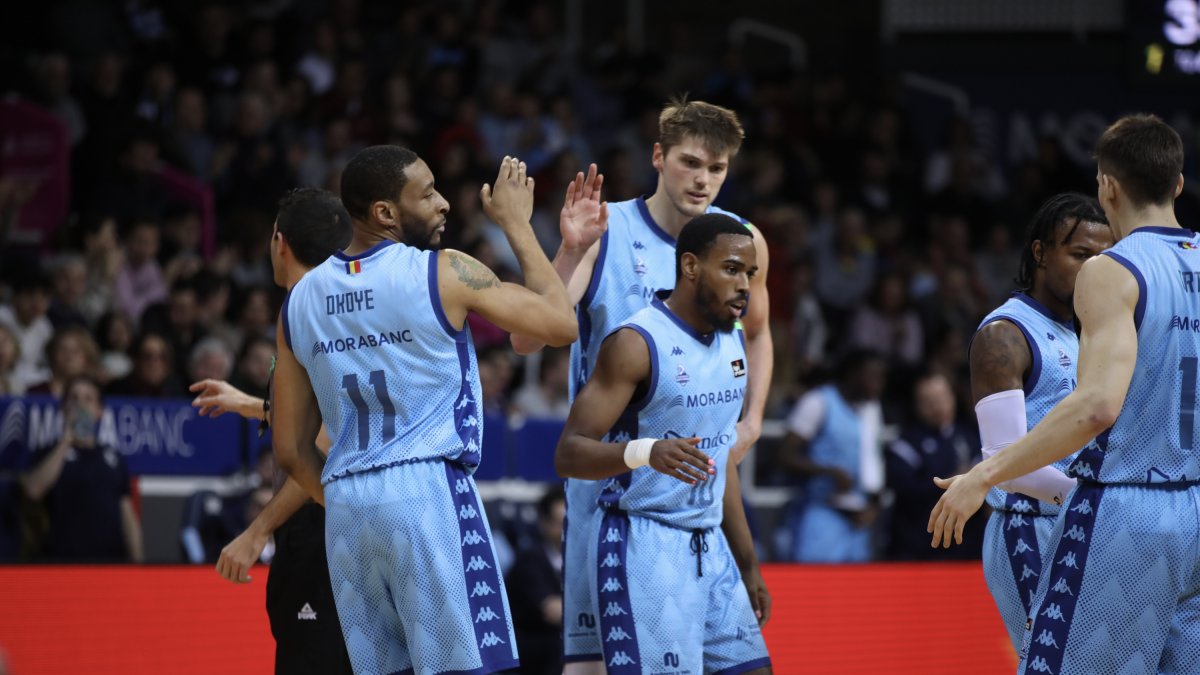 Harding celebra una acció durant el partit