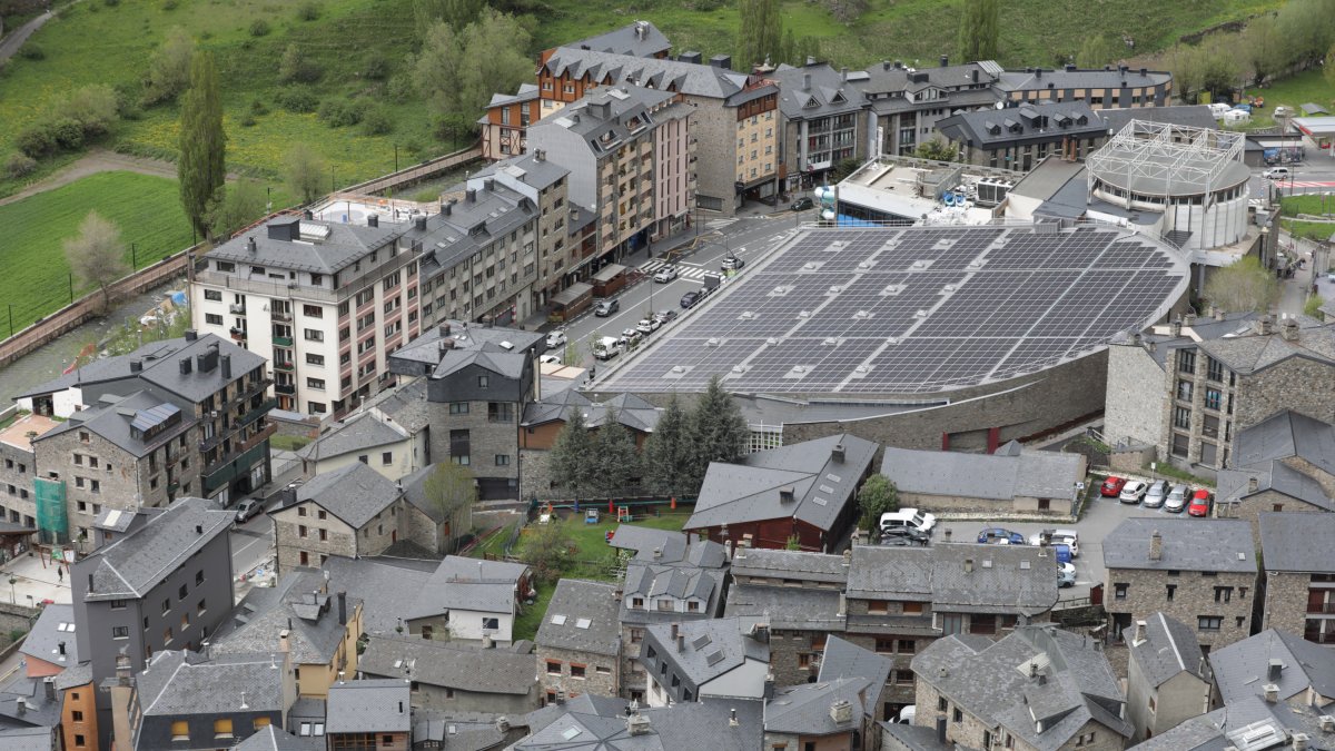 Vistes del poble de Canillo.