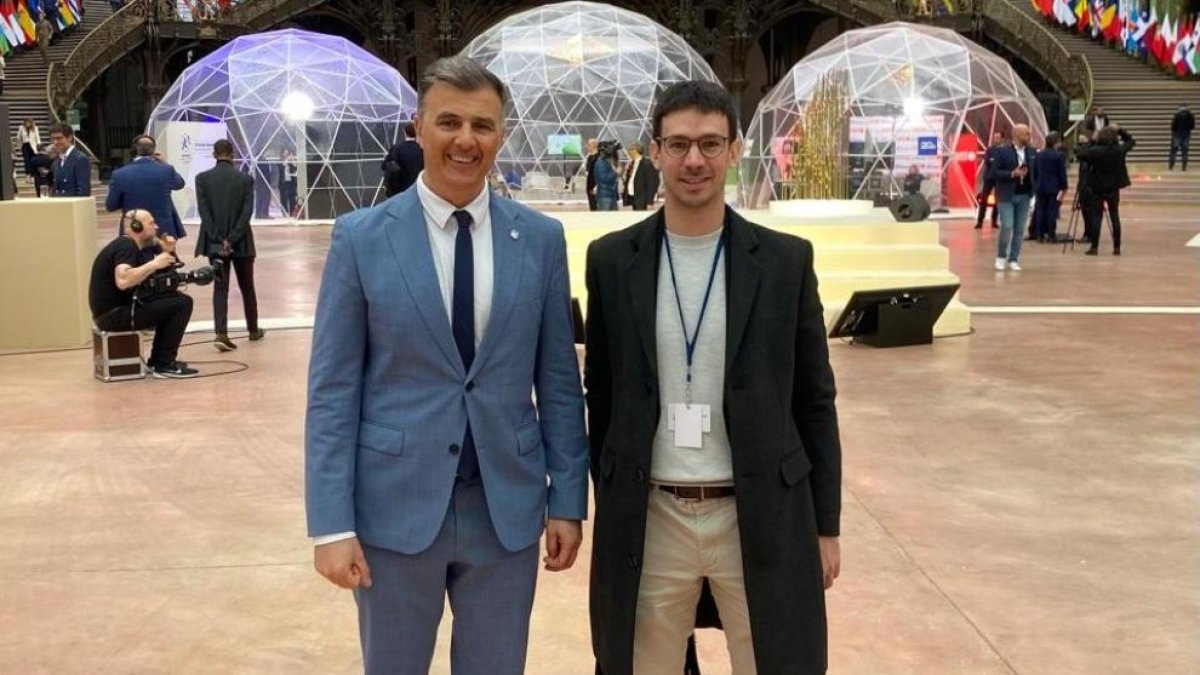 Rossell a la cimera.