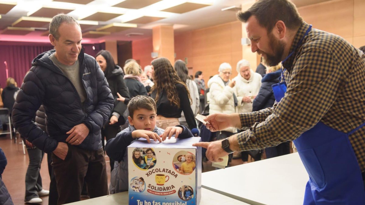 Un moment de la xocolatada a Canillo