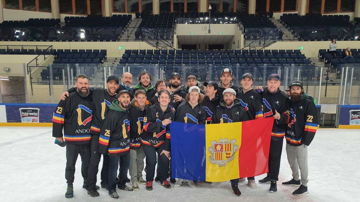 La selecció nacional el 2022.