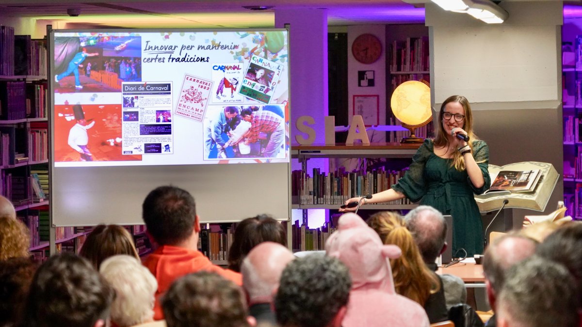 Laia Bautista durant la presentació del seu treball