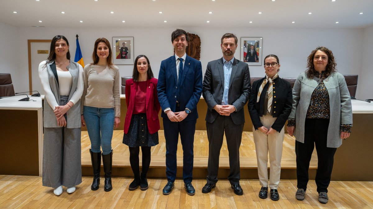 Els cònsols d'Andorra la Vella, juntament amb la delegació d'ONU Turisme