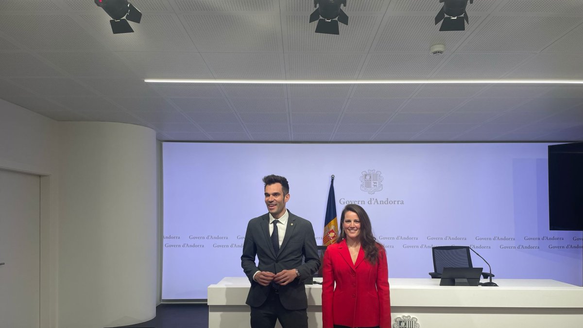 David Forné i Noelia Souque durant la roda de premsa