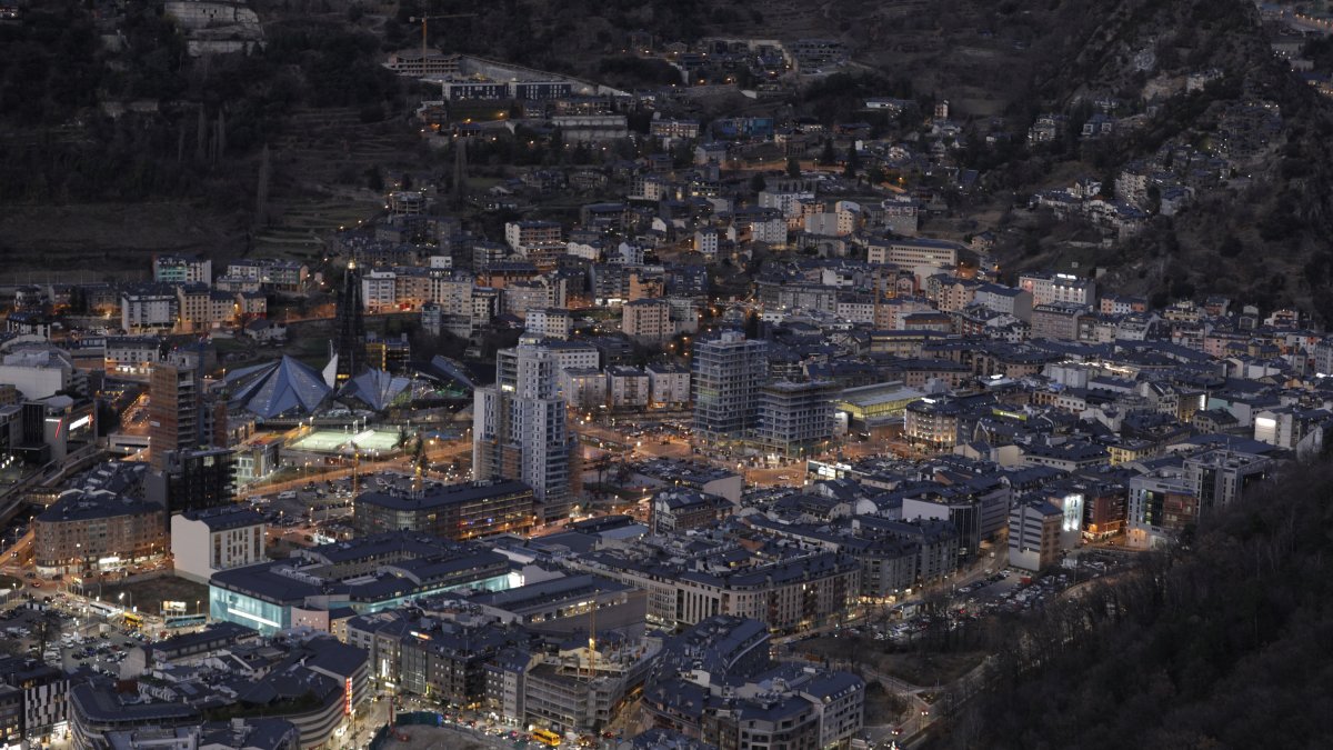 Escaldes-Engordany il·luminat.