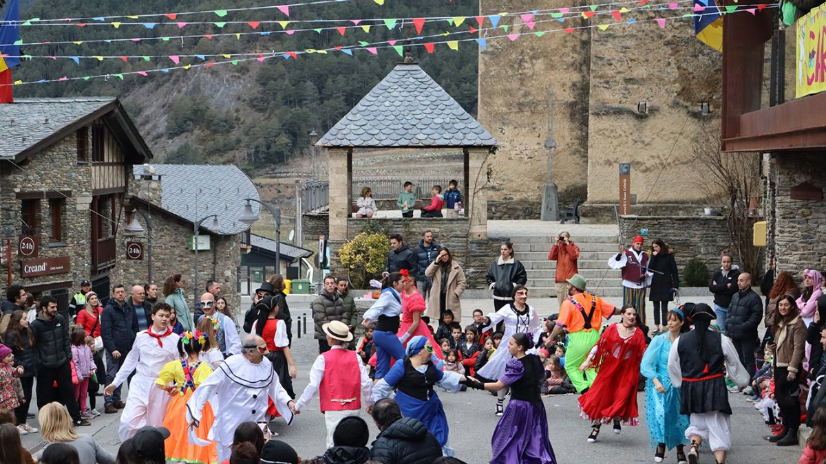 L'Esbart Valls del Nord al Carnaval d'Ordino
