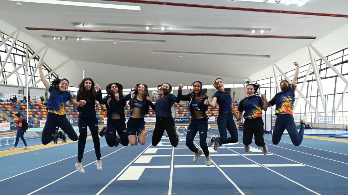 L’equip femení a Sabadell.
