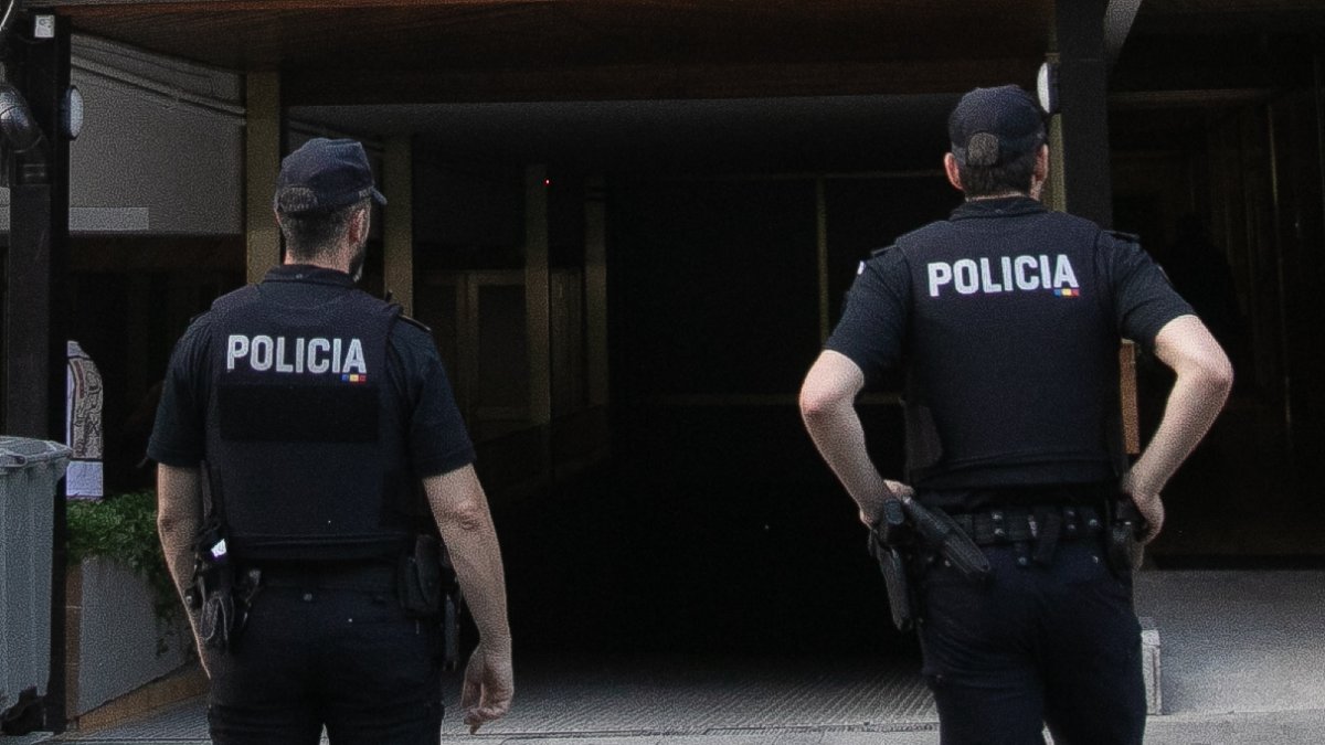 Agents durant un servei