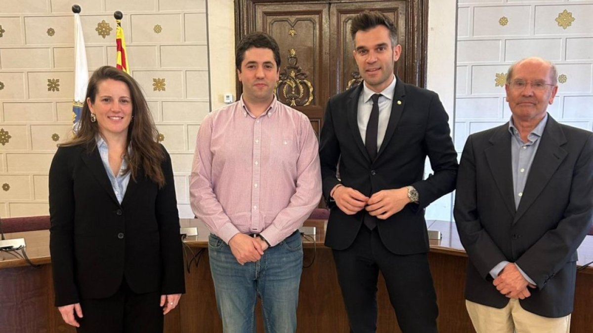 Souque, Barrera, Forné i Ganyet després de la reunió.