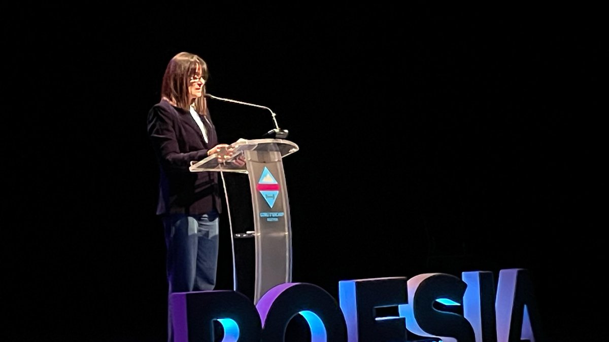 La ministra de Cultura, Joventut i Esports, Mònica Bonell, durant l'acte del Dia Mundial de la Poesia