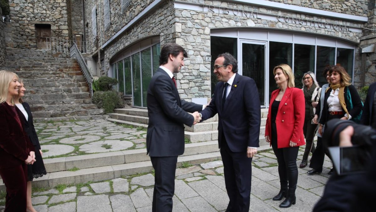 La trobada entre el síndic general, Carles Ensenyat i el president del Parlament de Catalunya, Josep Rull, celebrada aquest matí.