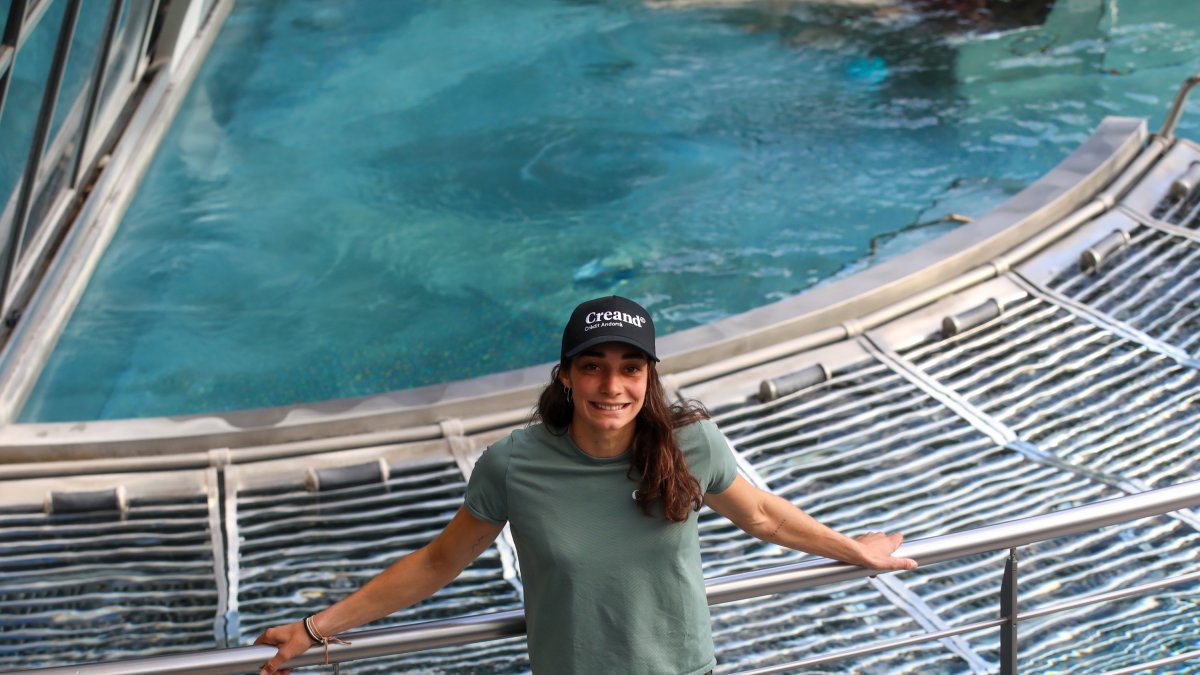 Mònica Doria, a les piscines exteriors de Caldea.