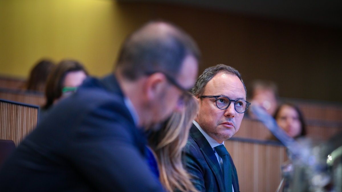 Espot al Consell General.