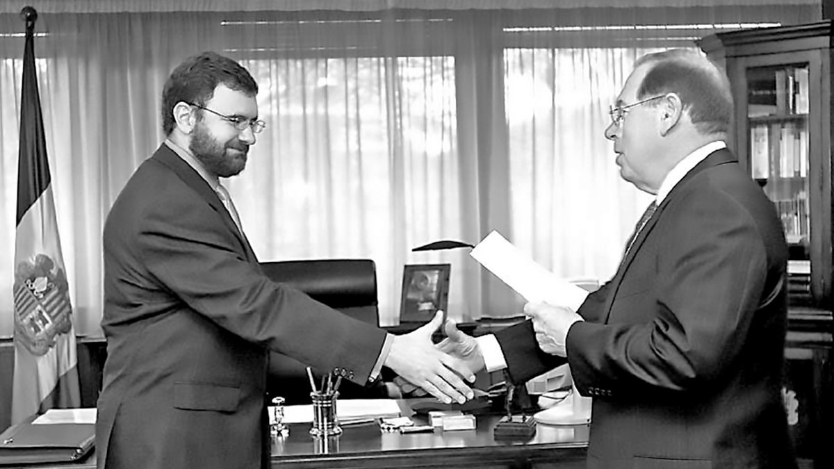 Minoves i Argyros en un acte protocol·lari el 2002