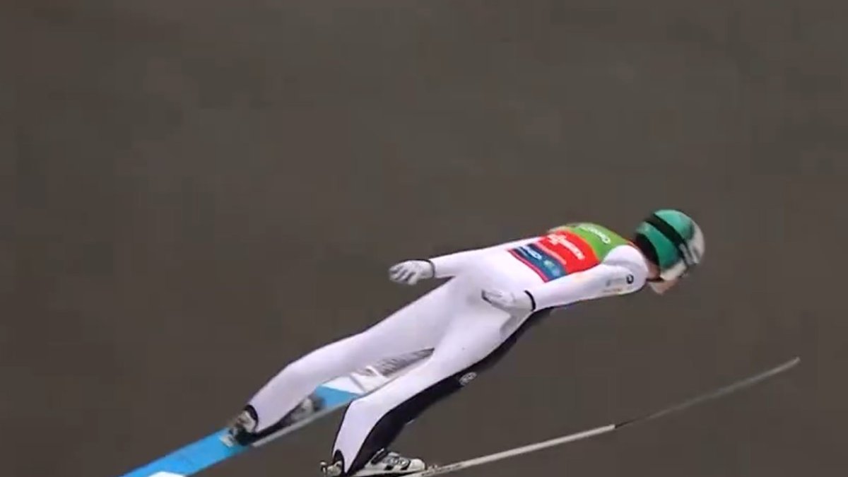 Rècord mundial salt de trampolí amb esquís